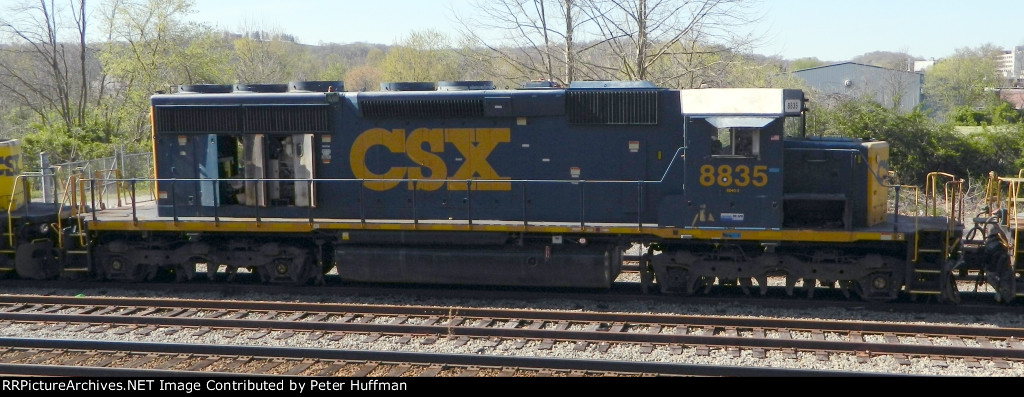 CSX 8835